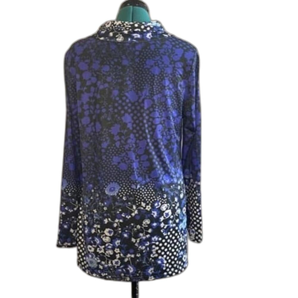 Azalea Blue And White Tunic. Size Xl. New With Tags. — image 2 of 3